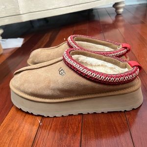 UGG Tazz Women’s platform slipper